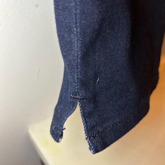 NWT LADIES NOT YOUR DAUGHTERS JEANS, SIZE 8, DARK BLUE RINSE COLOUR. - Picture 6 of 9